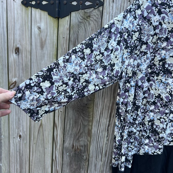 LOGO by Lori Goldstein Multi Color Floral Tunic Top Sz 1X - Picture 3 of 8